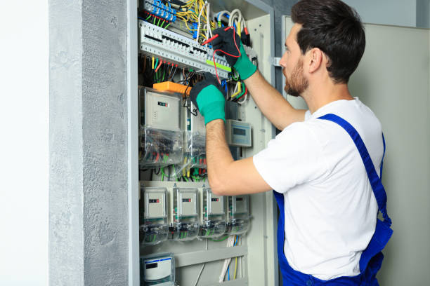 Best Circuit Breaker Repair  in Naples, FL